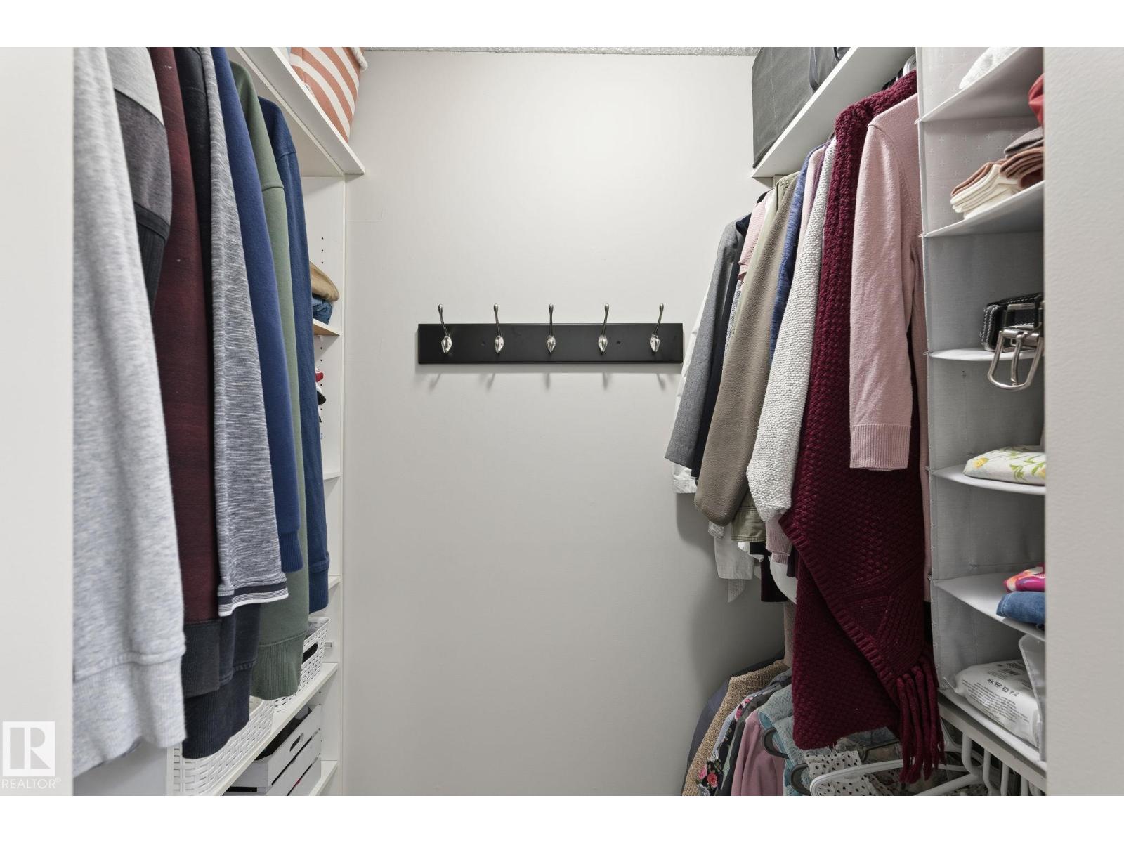 15232 120 NW NW - 18
