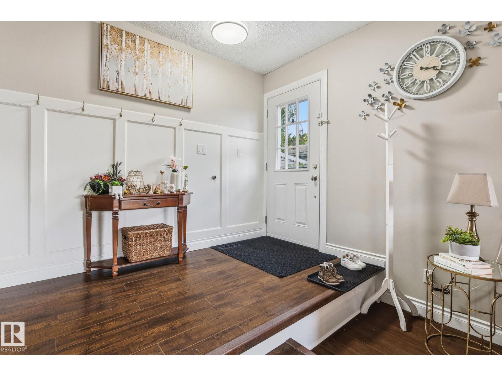 15232 120 NW NW - 4