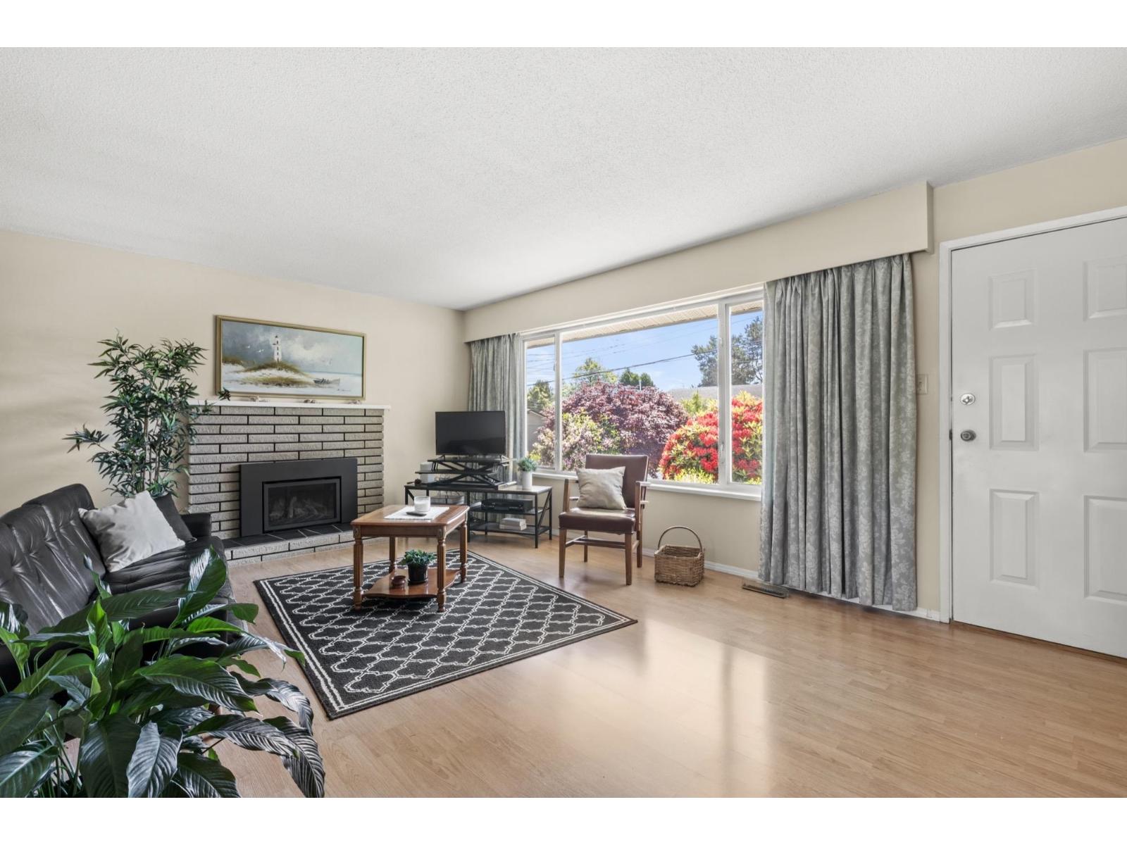 15817 GOGGS AVENUE, White Rock