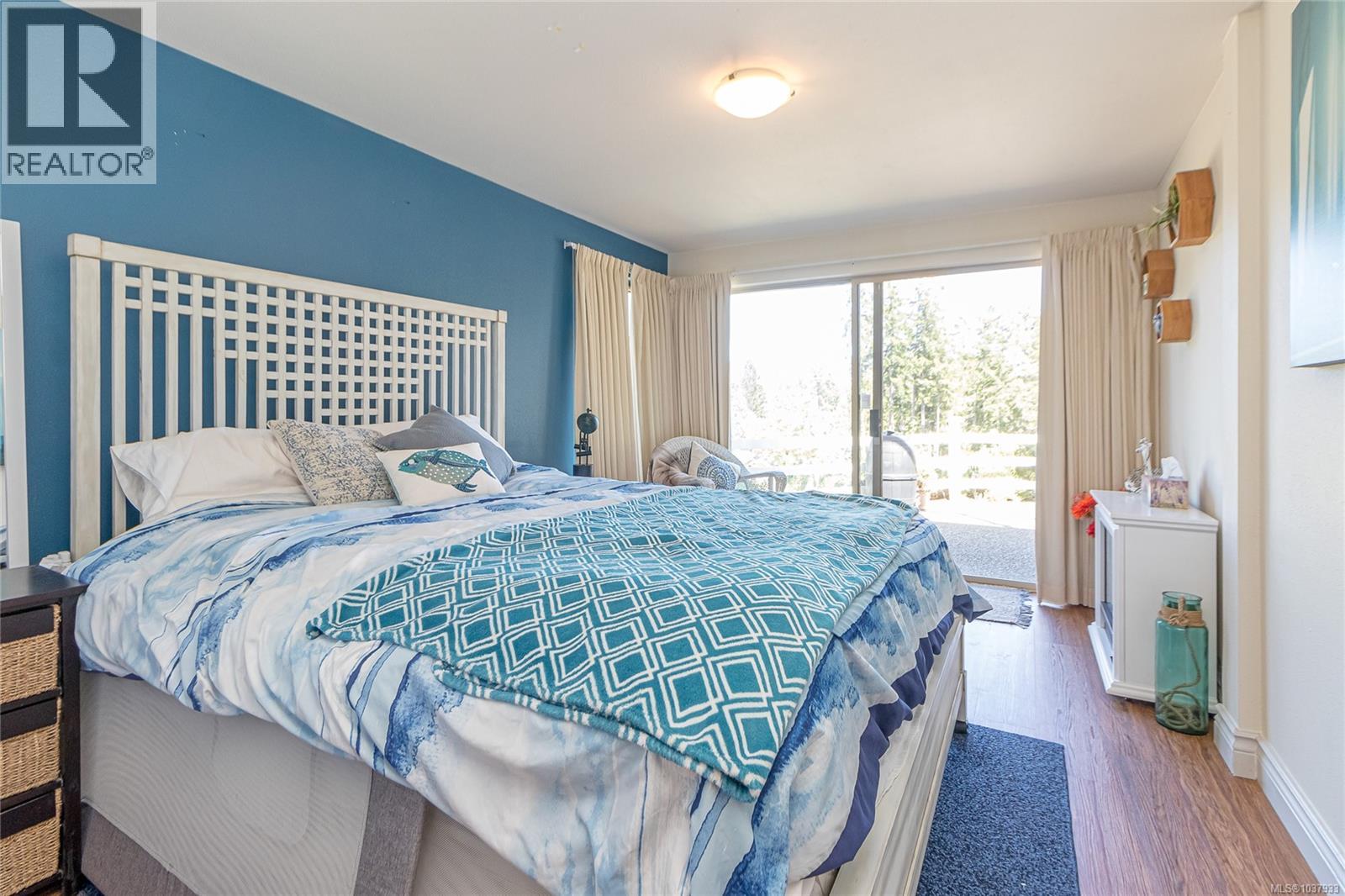 956 Cherry Point Rd, Cowichan Bay