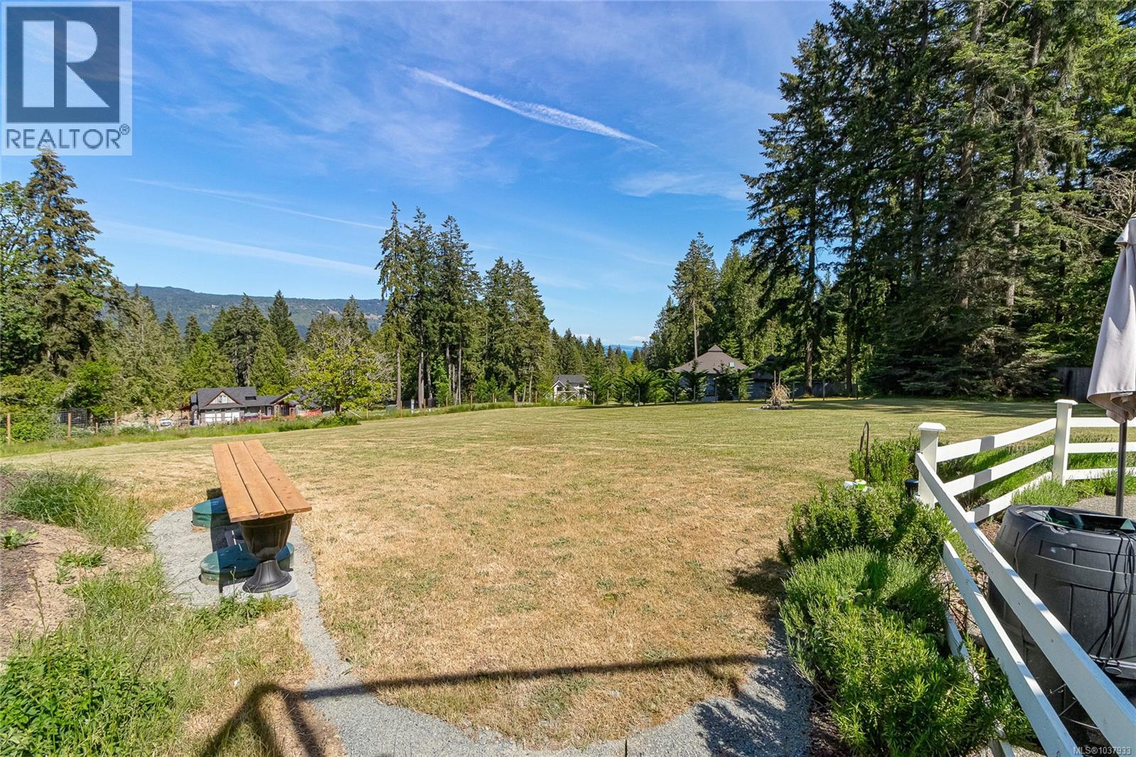 956 Cherry Point Rd, Cowichan Bay