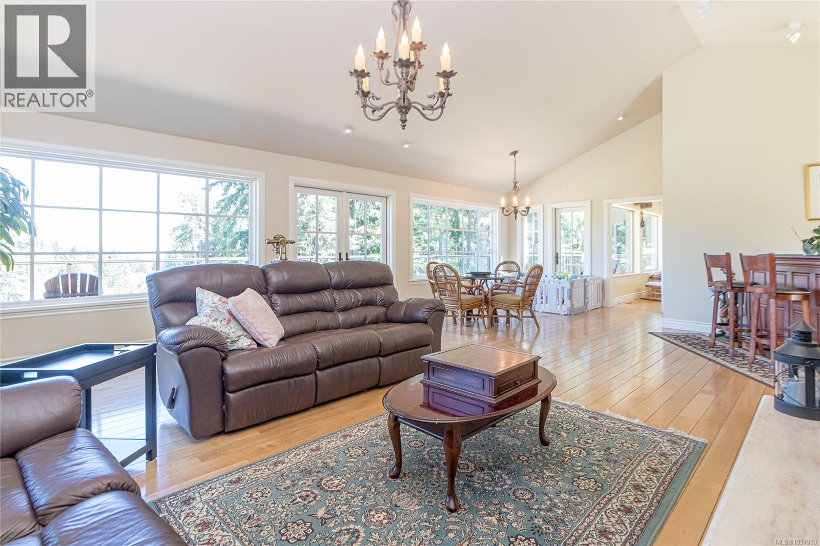 956 Cherry Point Rd, Cowichan Bay