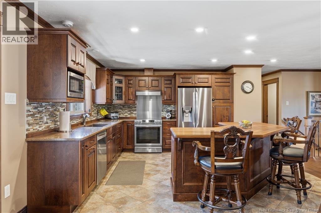 115 Royal Oaks Boulevard - 8