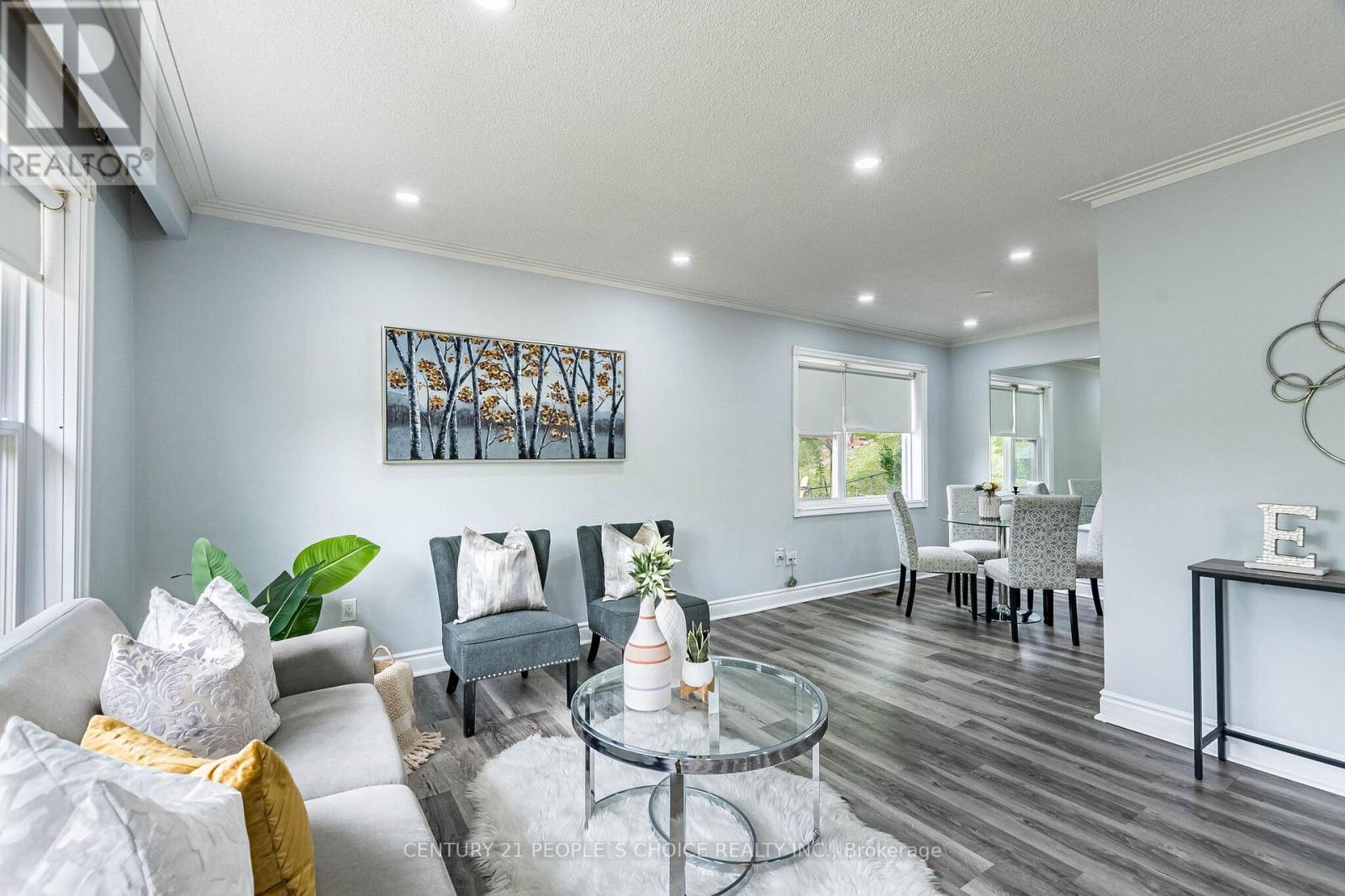 39 MEADOWLAND DRIVE - 11