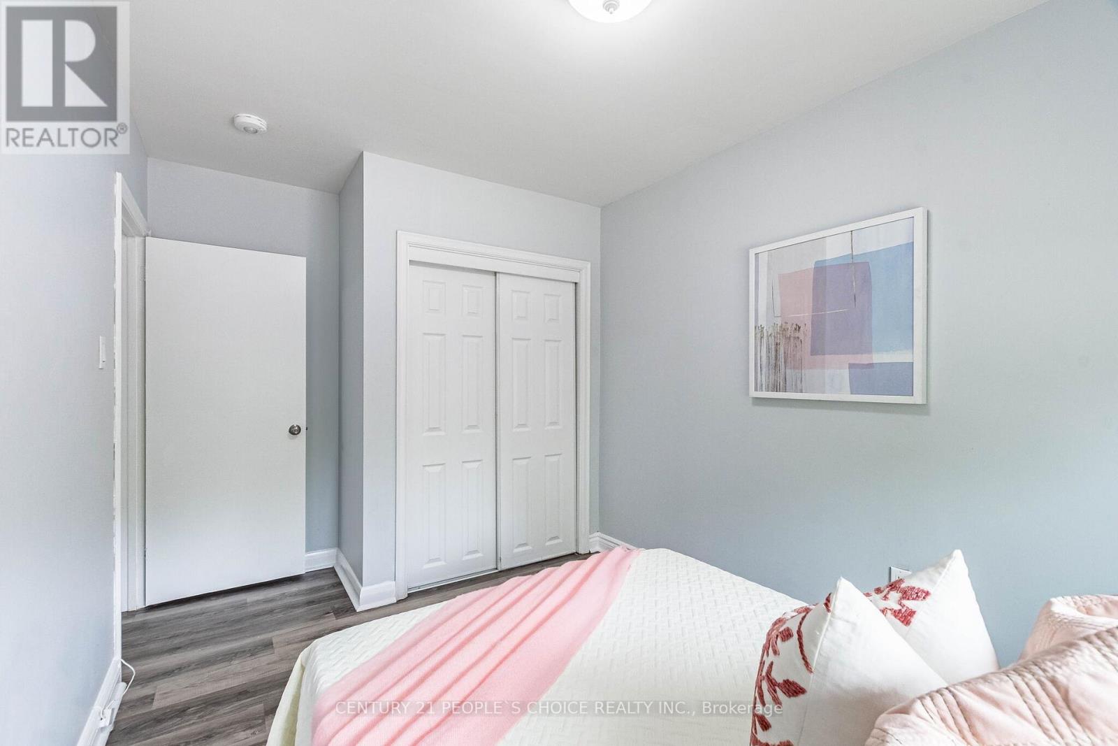 39 MEADOWLAND DRIVE - 29