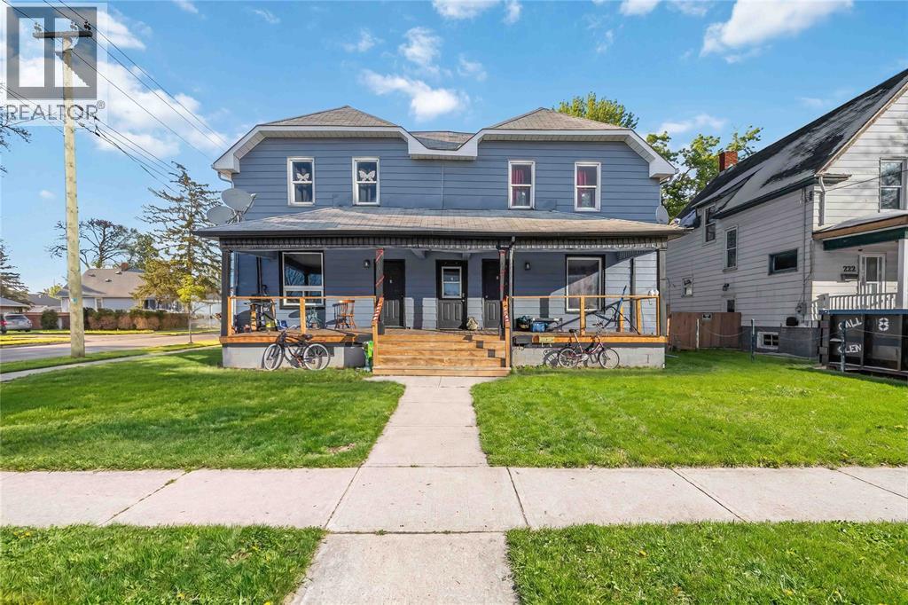218-220 Mitton STREET South - 1