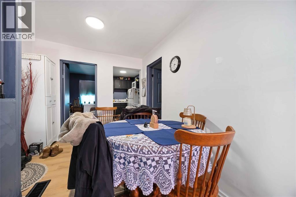 218-220 Mitton STREET South - 26