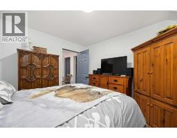 218-220 Mitton Street South, Sarnia, ON N7T3E1 Photo 20