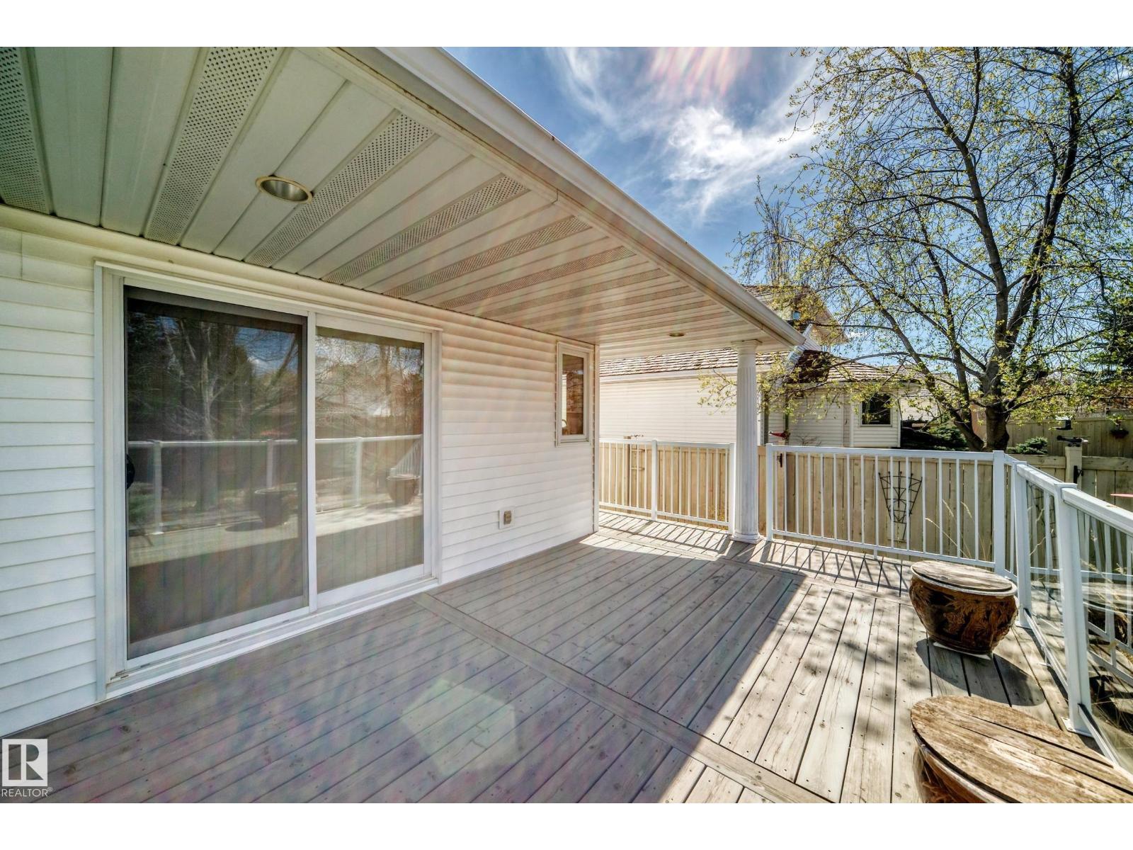 107 RIDGEMONT CR — photo 17