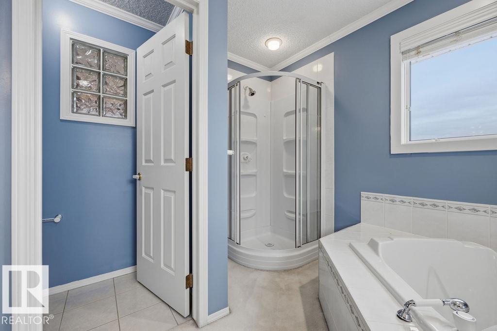10 COLONIALE CO — photo 31