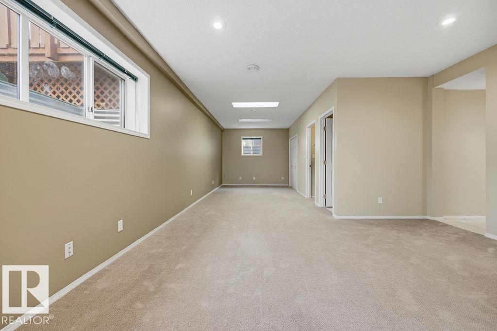 10 COLONIALE CO — photo 43