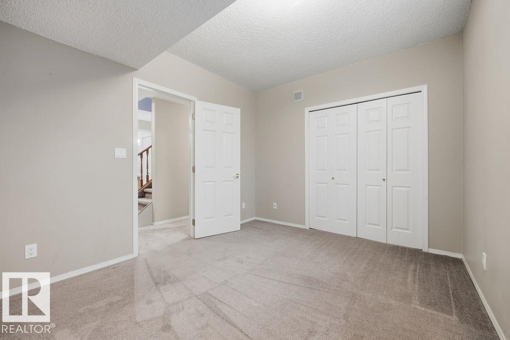 10 COLONIALE CO — photo 46
