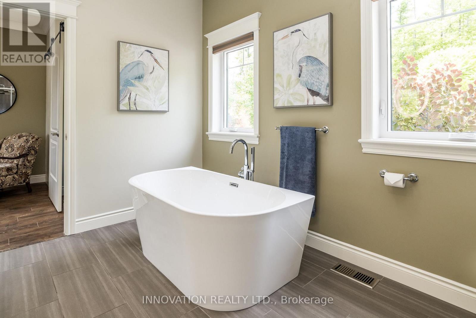 103A CARRIAGE LANDING DRIVE - 19