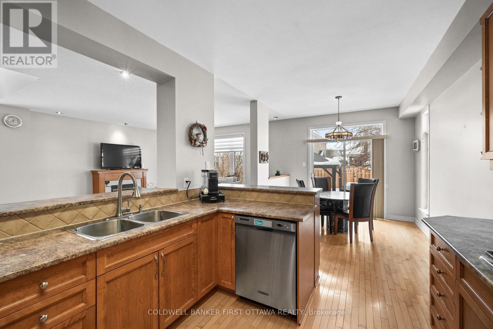 6A ROSETTA AVENUE - 10