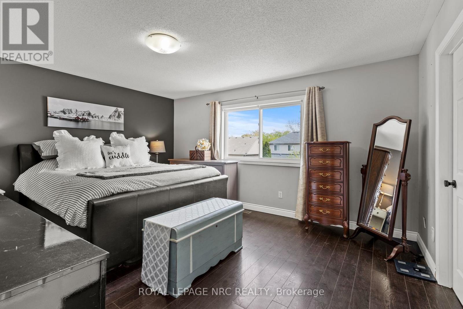 40 LONGFELLOW AVENUE - 16