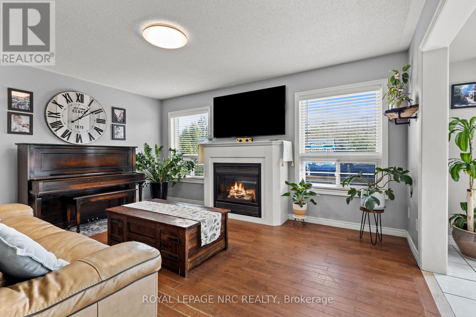 40 LONGFELLOW AVENUE - 7