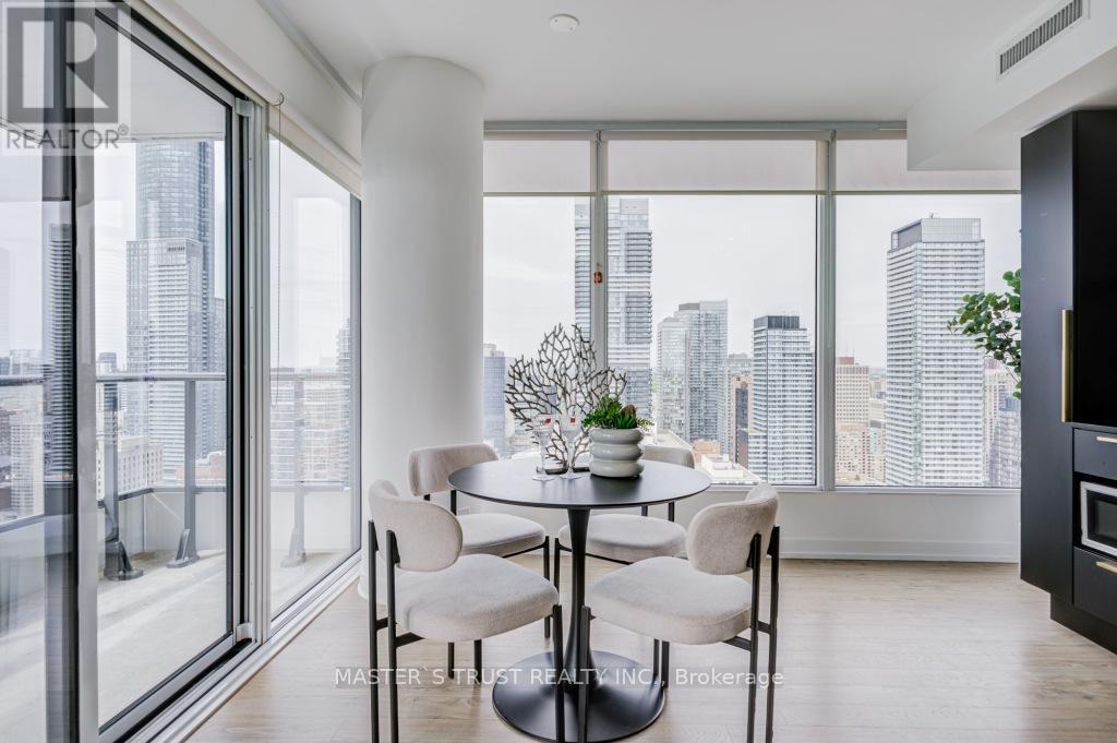#4103 85 WOOD STREET - 15