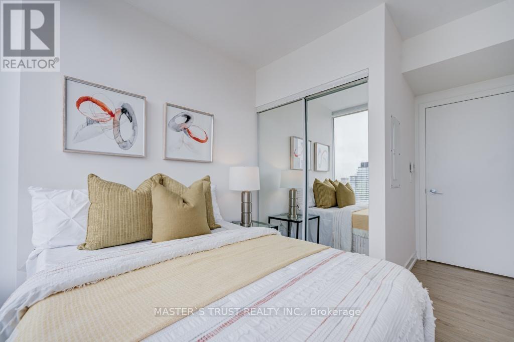 #4103 85 WOOD STREET - 29