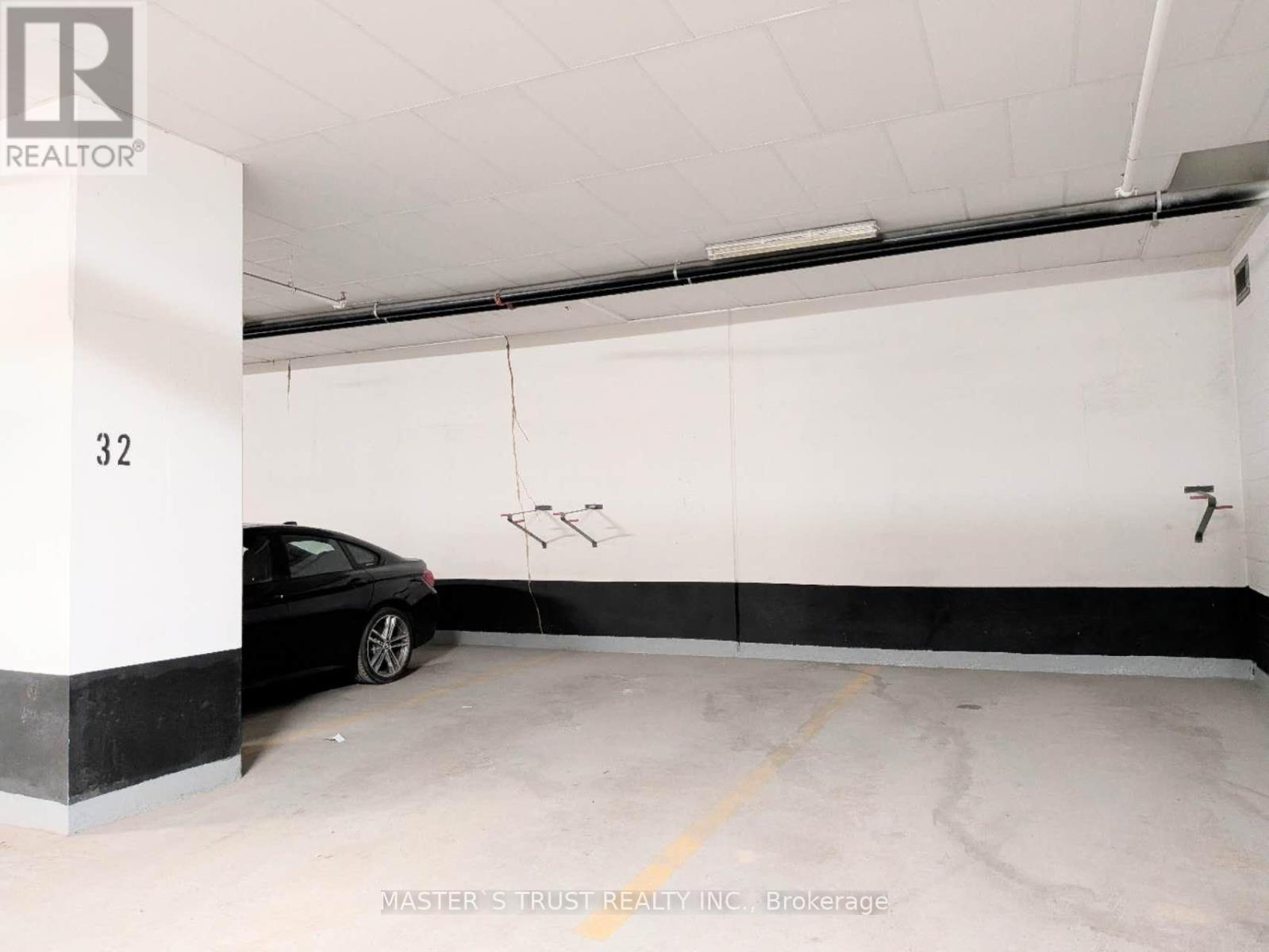 #4103 85 WOOD STREET - 36