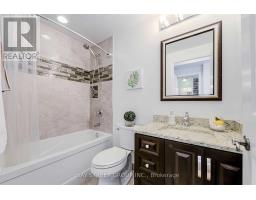 1008 - 133 Wynford Drive, Toronto, ON M3C0J5 Photo 10