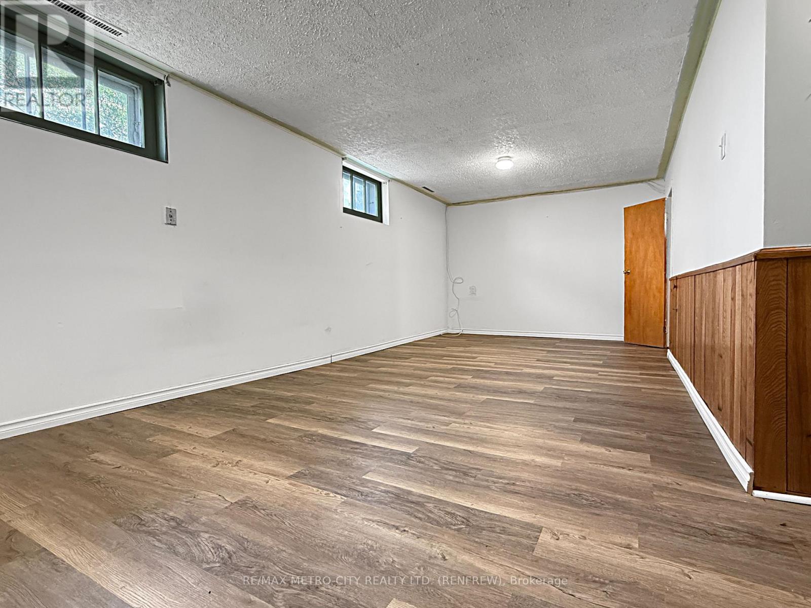 597 FORTINGTON STREET - 24