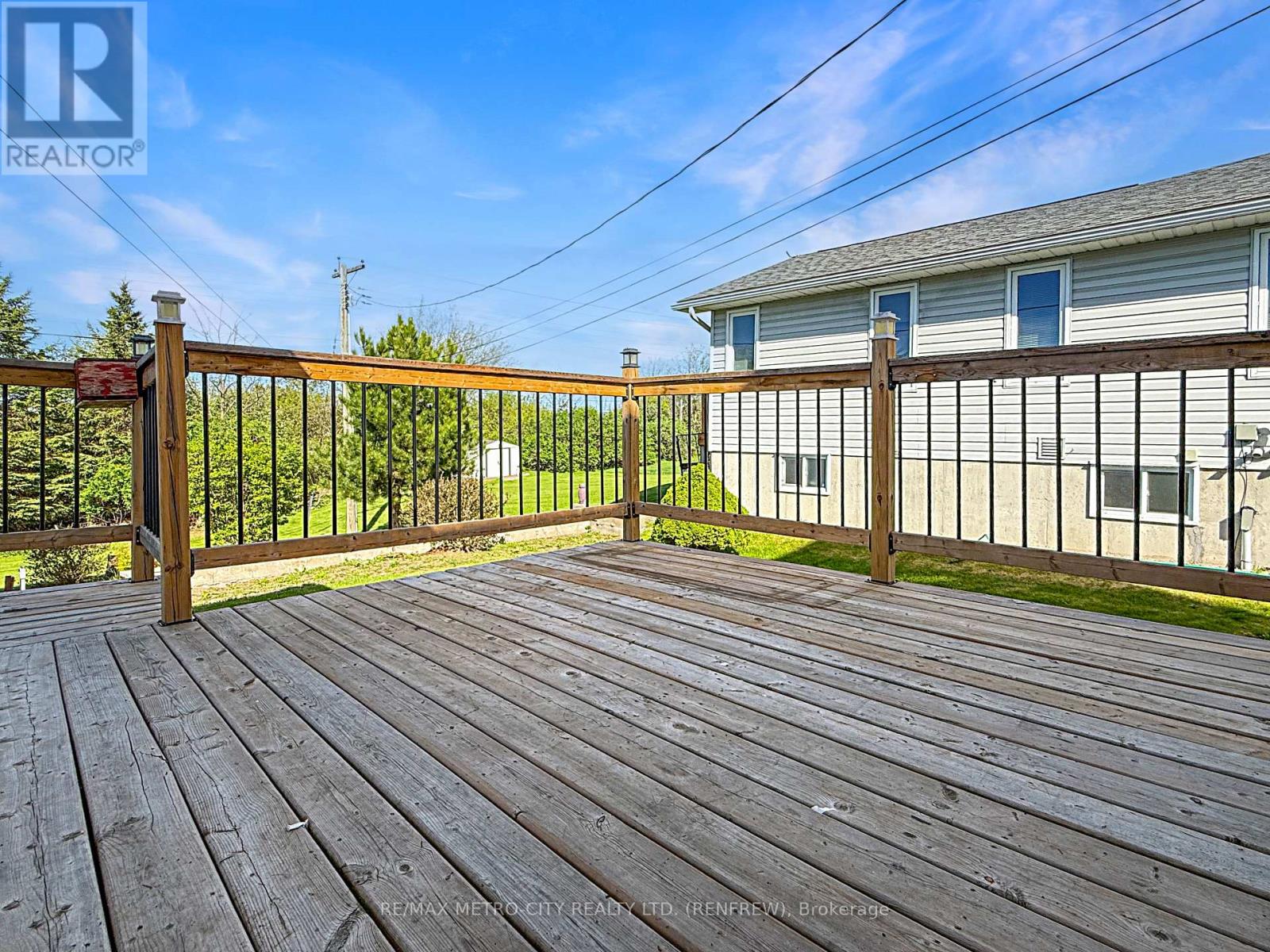 597 FORTINGTON STREET - 27