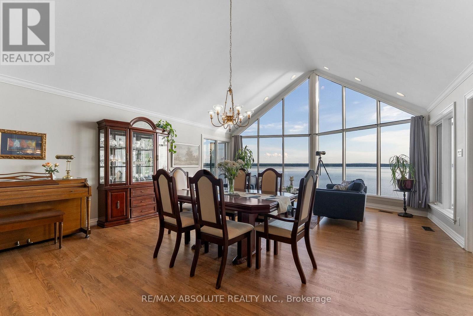 1724 RIVER ROAD - 11