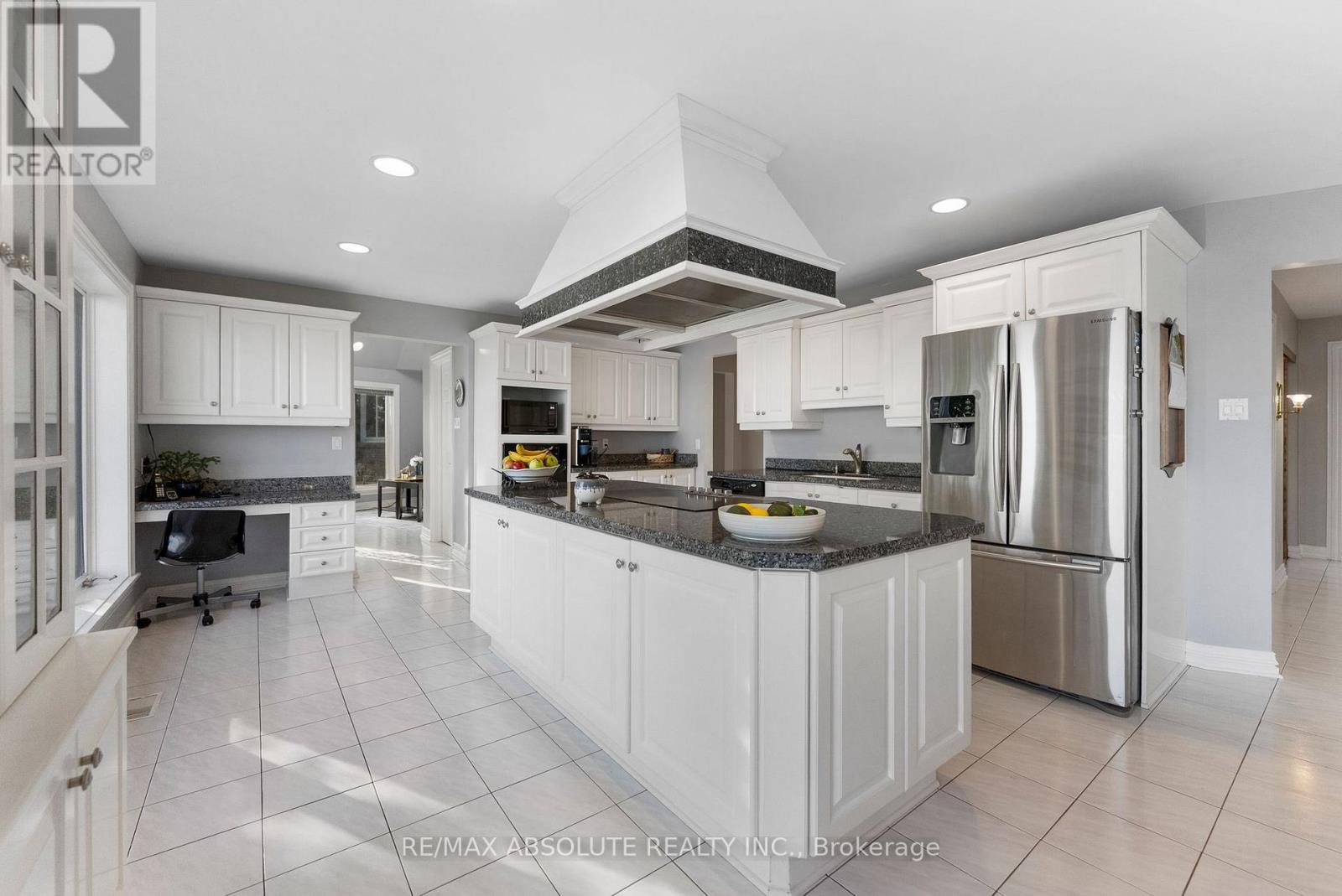 1724 RIVER ROAD - 14