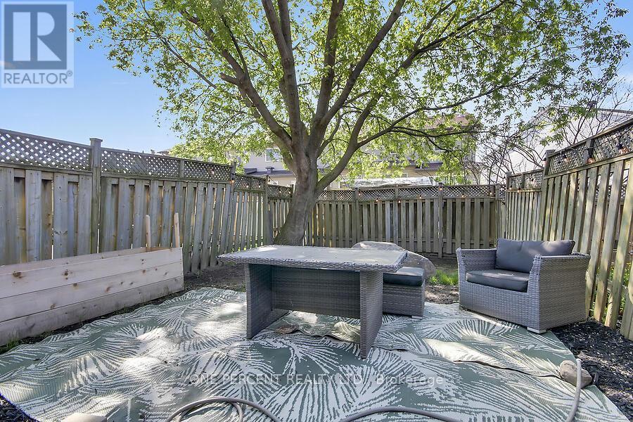 166 BEATRICE DRIVE - 21