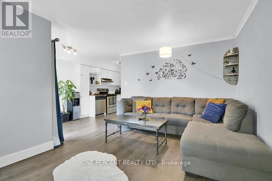 166 BEATRICE DRIVE - 6