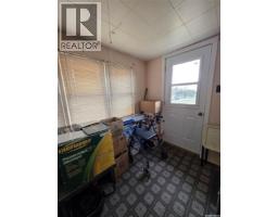 604 3rd Avenue Nw, Swift Current, SK S9H0S9 Photo 11