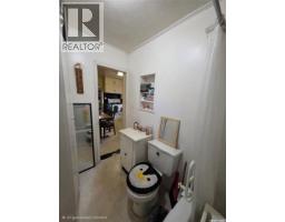 604 3rd Avenue Nw, Swift Current, SK S9H0S9 Photo 13