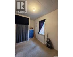 604 3rd Avenue Nw, Swift Current, SK S9H0S9 Photo 9