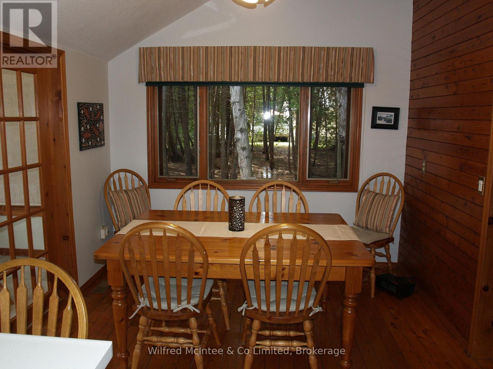 925 KING EDWARD AVENUE - 18