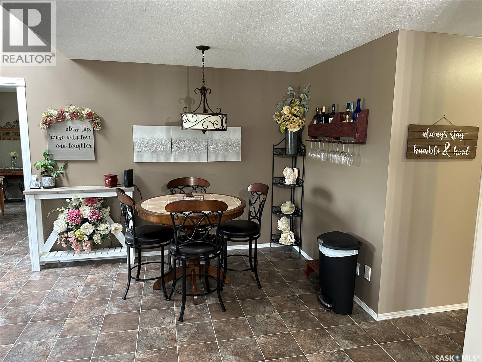 228 6th AVENUE N - 26