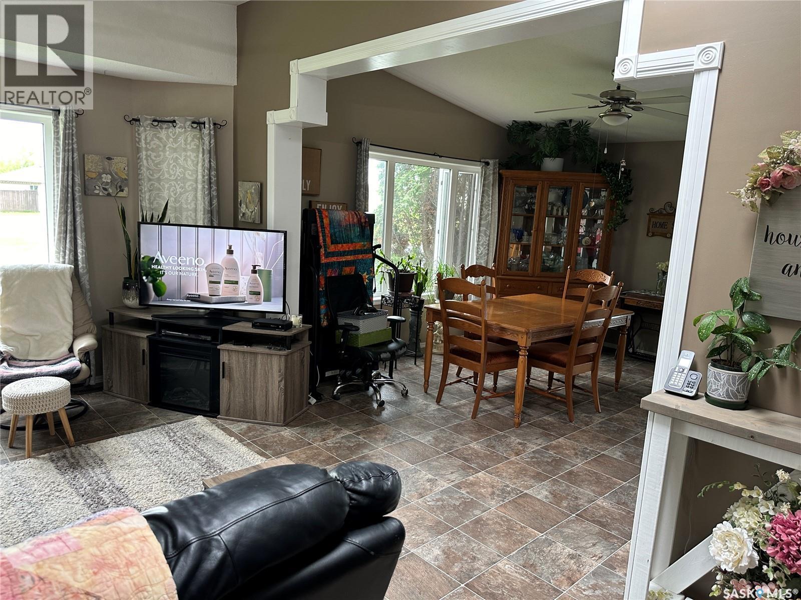228 6th AVENUE N - 33