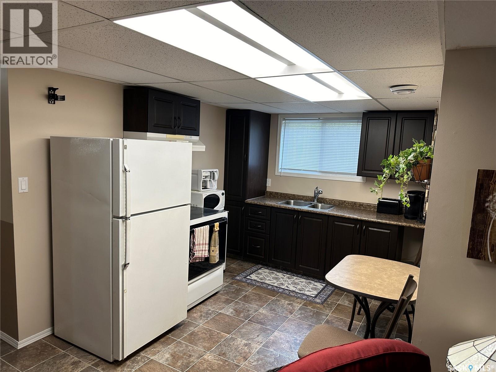 228 6th AVENUE N - 38