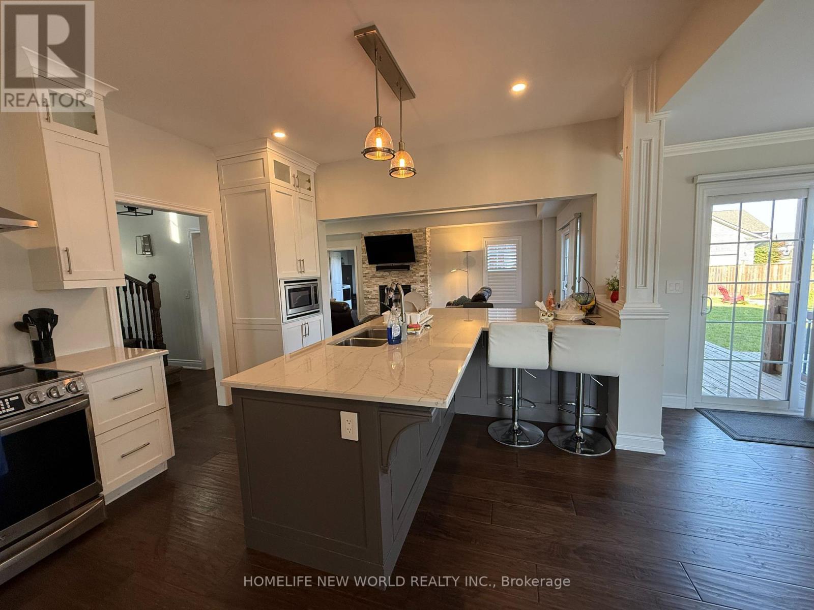 724 JAMES SWEETMAN AVENUE - 17