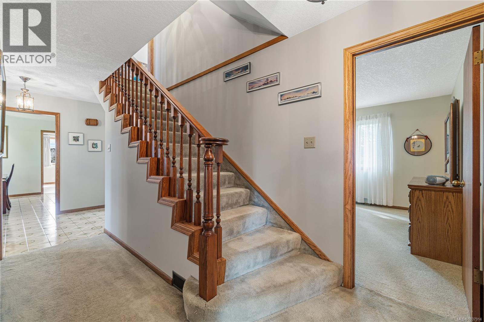 1156 Wedgewood Close, Qualicum Beach