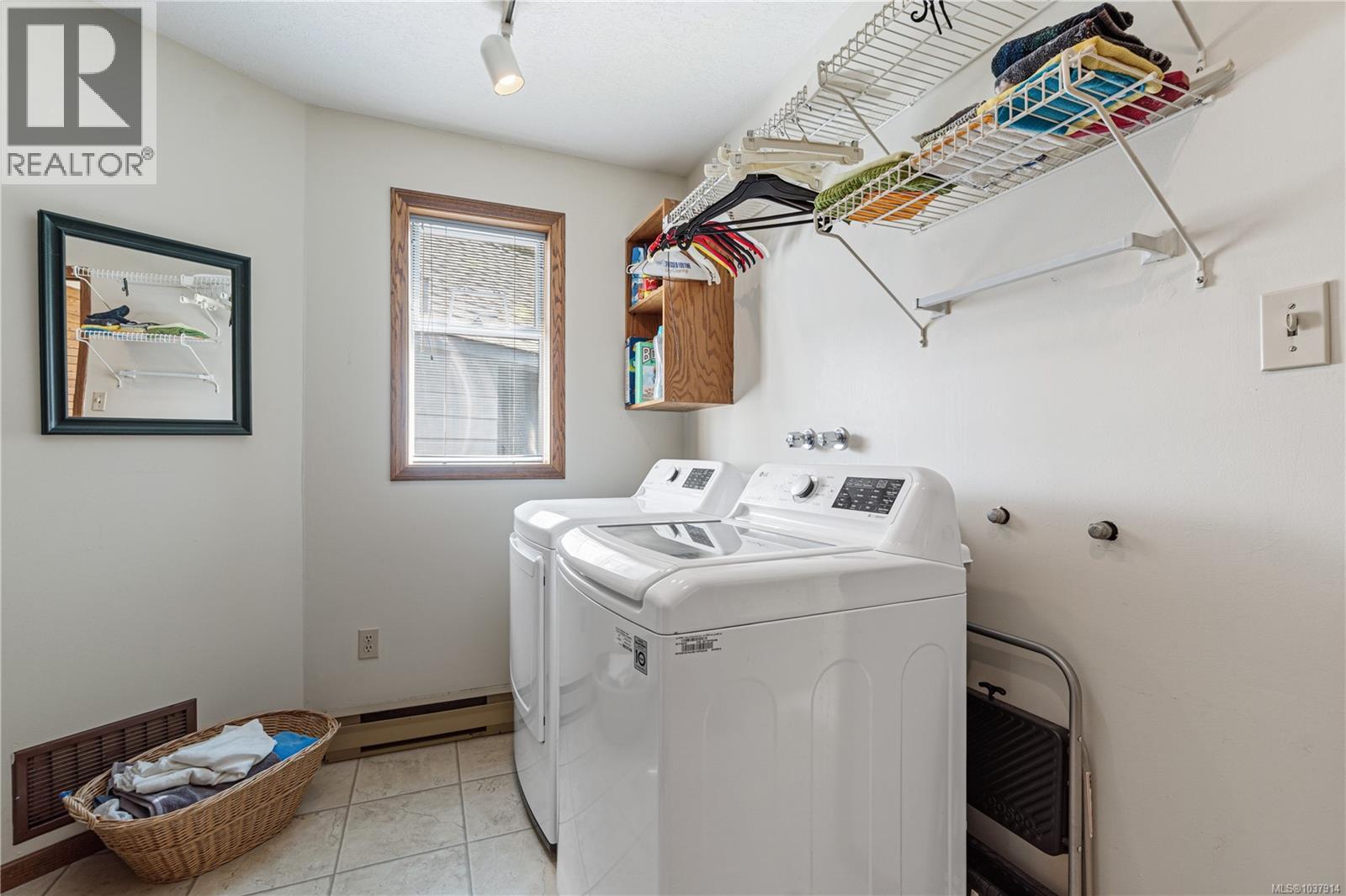 1156 Wedgewood Close, Qualicum Beach