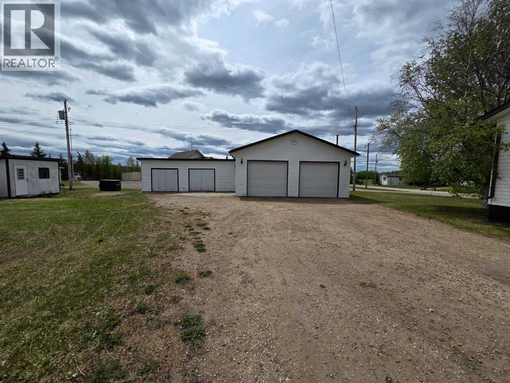 10215 99 Avenue - photo 2