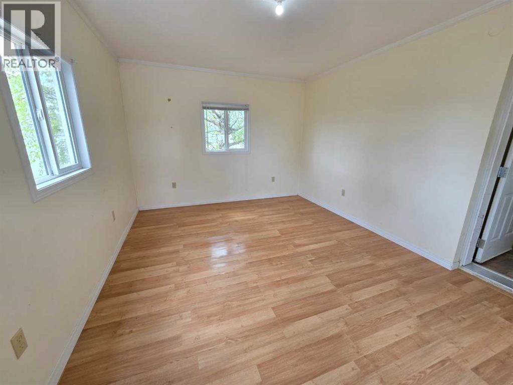 10215 99 Avenue — photo 14