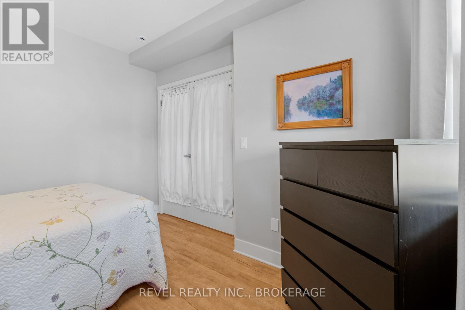 #14 130 WATER STREET E - 10