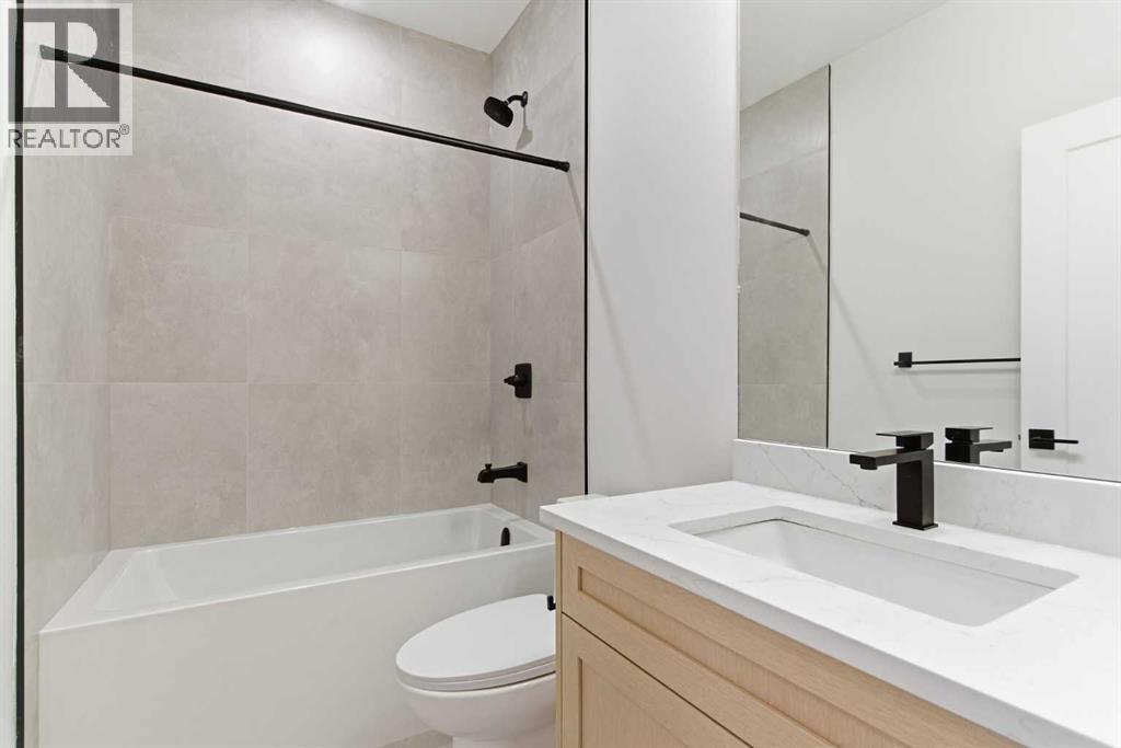 2807 25A Street SW - 43