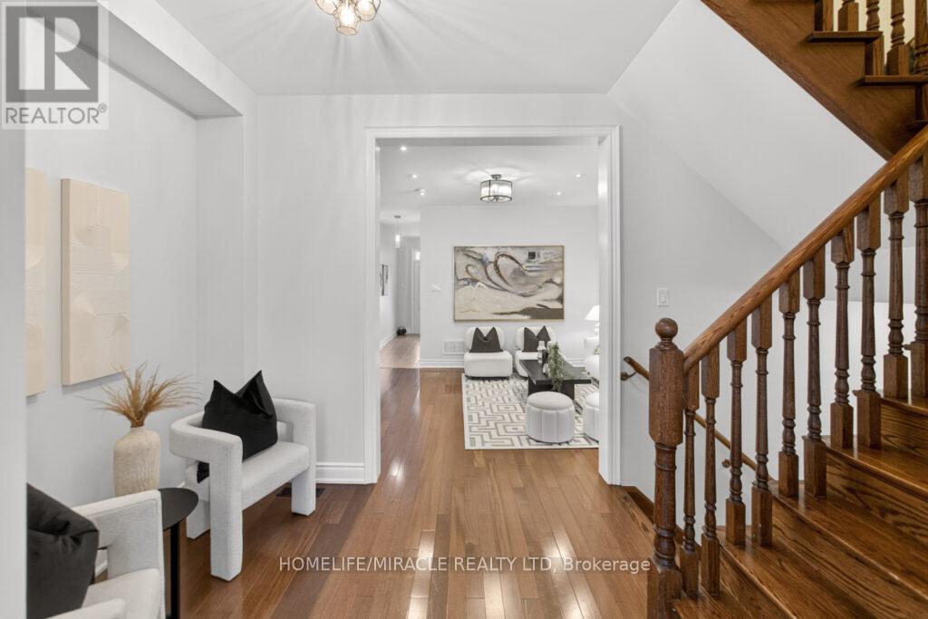 211 WARDLAW PLACE - 13