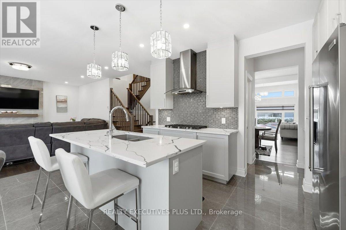 1082 DOCTEUR CORBEIL BOULEVARD - 11