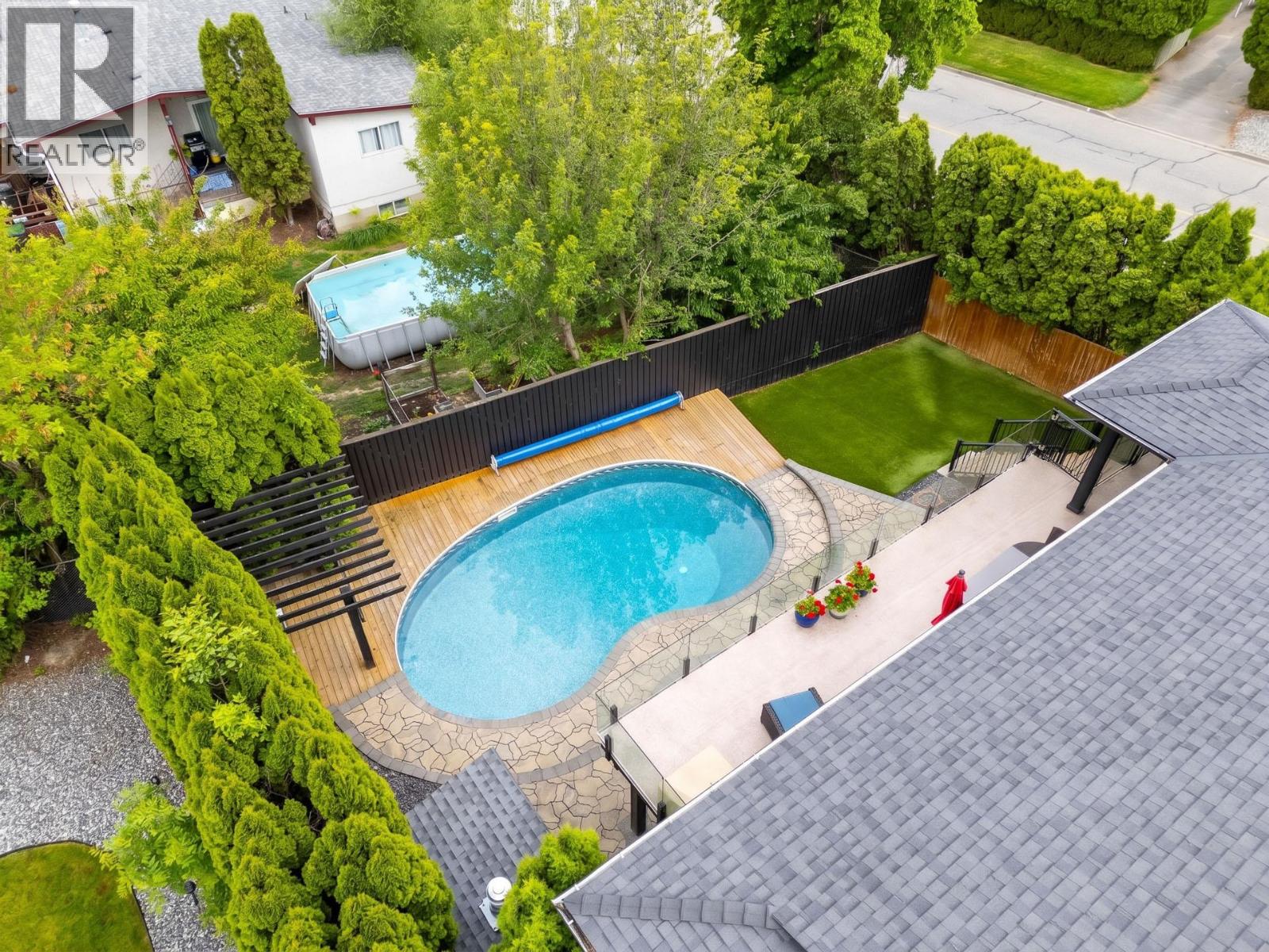  1703 Sonora Drive, Kelowna