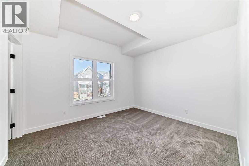 #904 30 Rochester View NW - 29