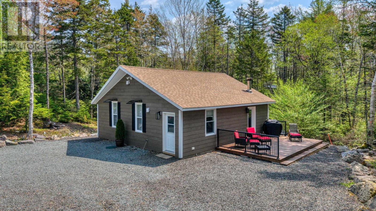 Property photo of 7 Lakeview Road