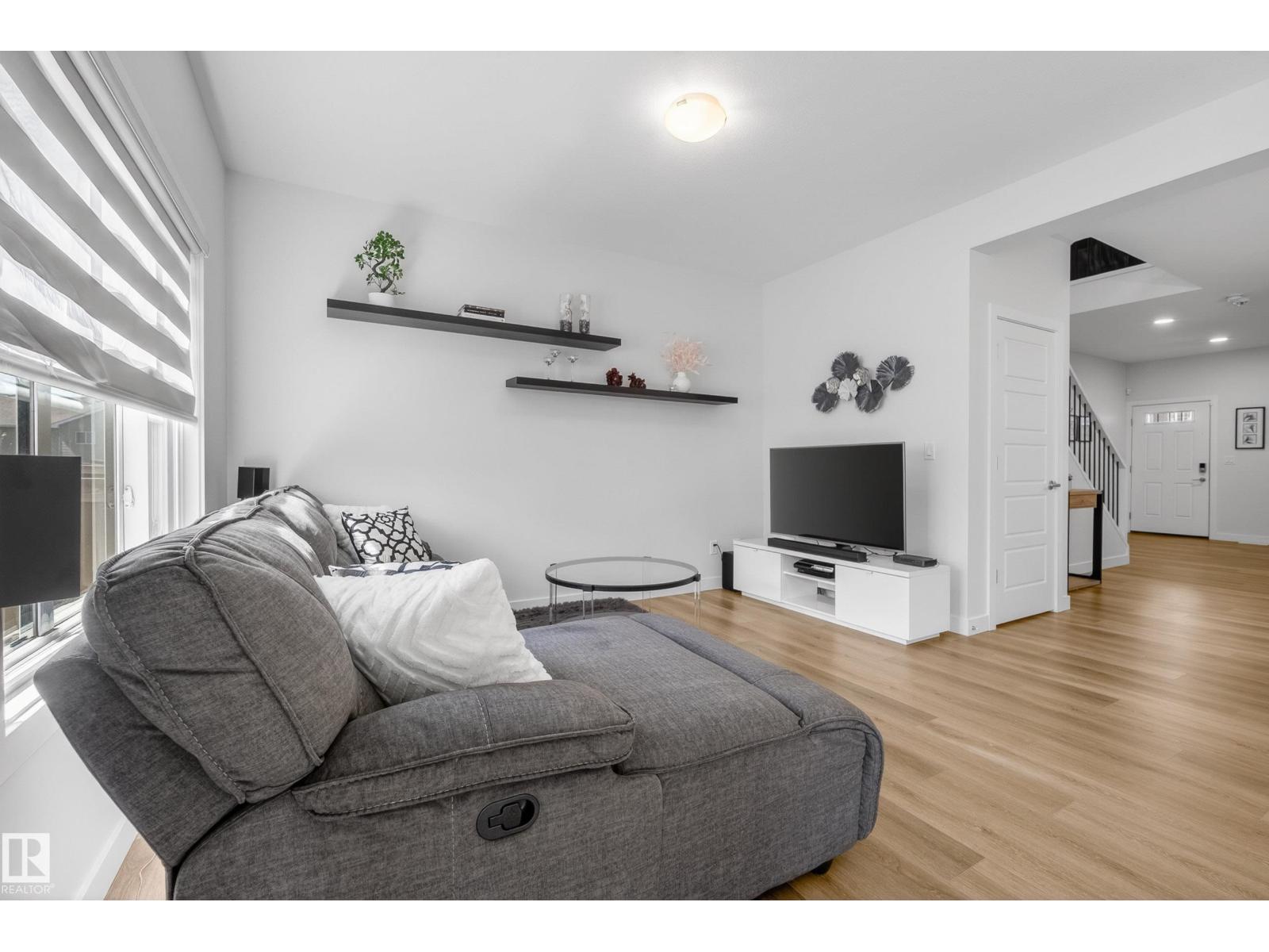 9309 PEAR LINK LI SW - 19